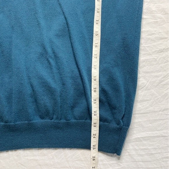 Old Navy Blue V-neck Sweater 100% Cotton Business Casual Size Medium - Picture 8 of 8